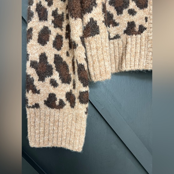 NWT Lovers and Friends Florent Cardigan in Leopard, Size Small - Picture 8 of 12